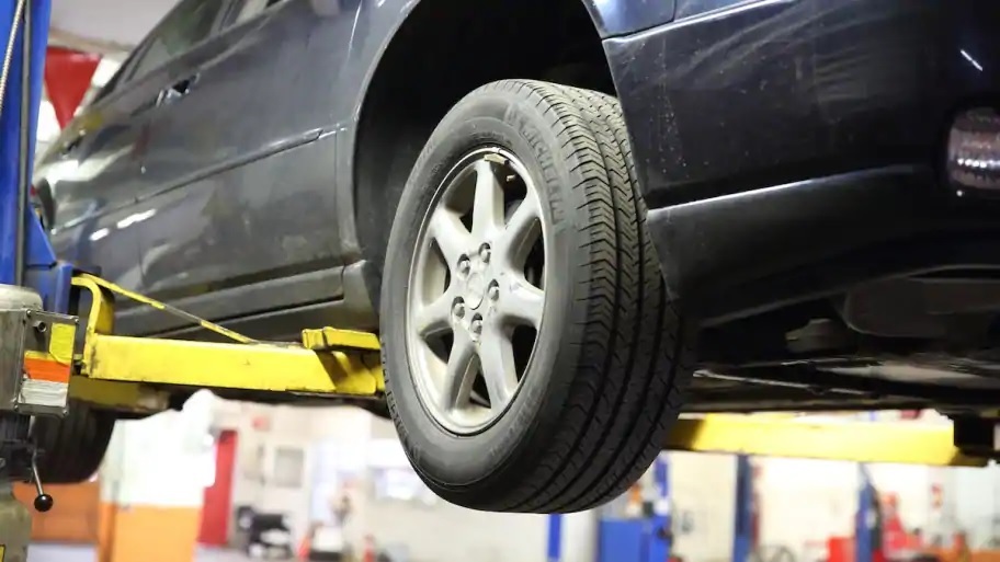 Signs Your Vehicle Needs Service